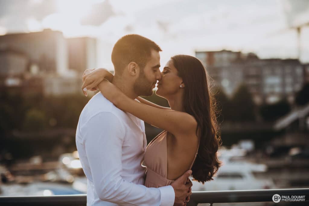Montreal_engagement_couple